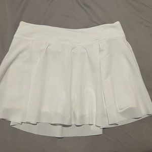 Nike Women's Club 14 Inch Tennis Skort